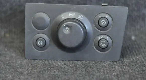 Opel Zafira B Light switch LK04060230
