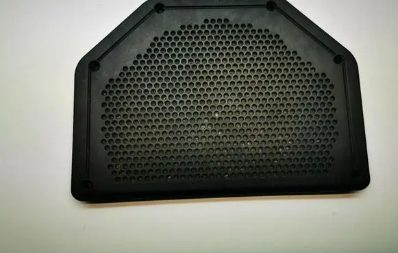 BMW 3 E90 E91 Subwoofer grill/trim 6925337 4913631819