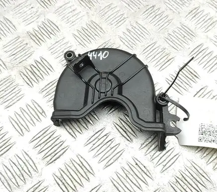 Volkswagen Golf VII Timing belt guard (cover) 04C109121E