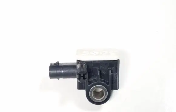 Jeep Grand Cherokee Airbag deployment crash/impact sensor A1668210151