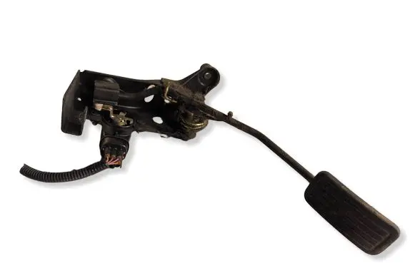 Toyota Yaris Accelerator throttle pedal 