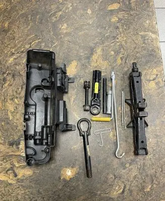Renault Espace IV Tool set 8200127794 31642X