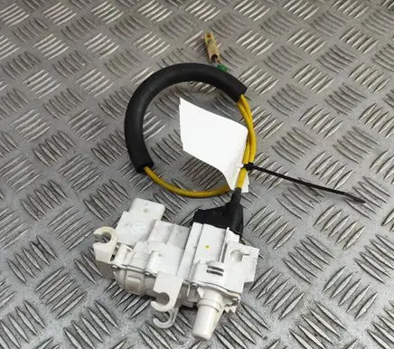 BMW M8 F91 F92 G14 G15 Front door soft close latching motor (coupe) 5A36EC4