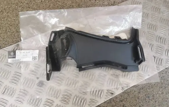 Mercedes-Benz CLS AMG C219 Front bumper foam support bar A2578859603