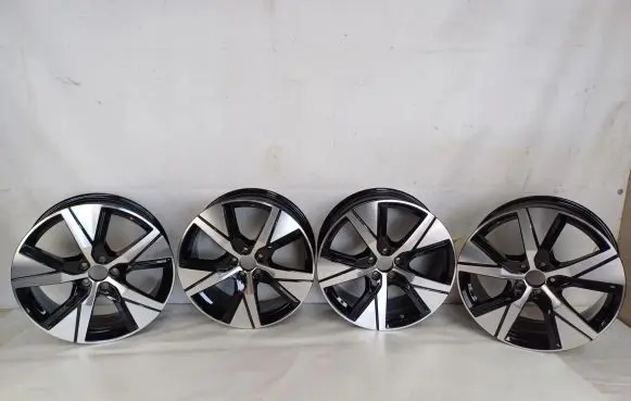 Volvo XC40 R19 alloy rim 