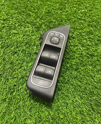 Mercedes-Benz EQA Electric window control switch A1679059803