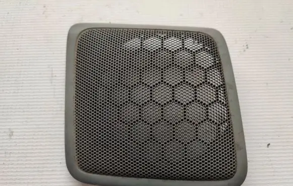 Volkswagen Transporter - Caravelle T4 Side speaker trim/cover 7D1857209