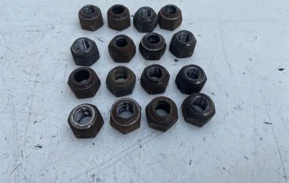 Toyota Yaris Verso Nuts/bolts 