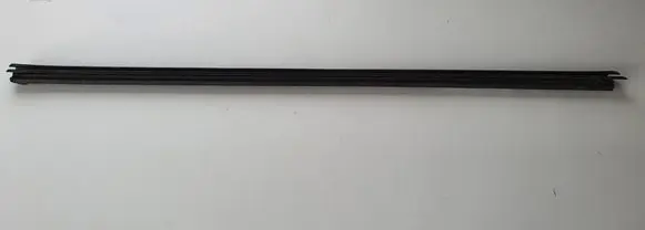 Hyundai Santa Fe Rubber seal front door window/glass 