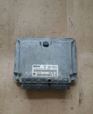 Opel Zafira A Engine control unit/module 0281010021