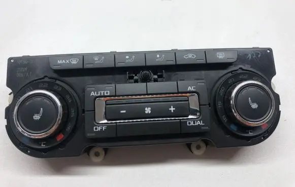 Skoda Octavia Mk2 (1Z) Climate control unit 3T0907044AC 5HB00974921