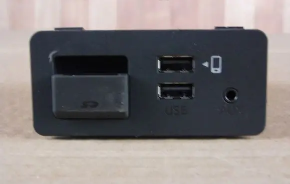 Mazda CX-5 II USB socket connector TK78669U0C