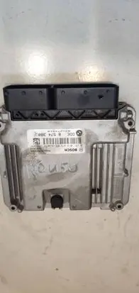 BMW 5 F10 F11 Engine control unit/module 8574380 0281019872