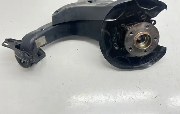 BMW X1 F48 F49 Rear wheel hub spindle/knuckle 33326851580 33416851589 33308842880