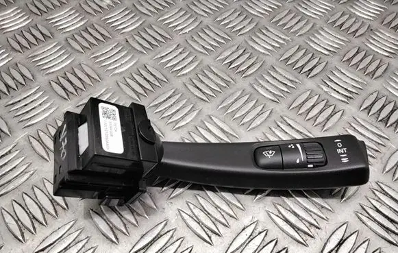 Volvo V70 Wiper control stalk 31394008
