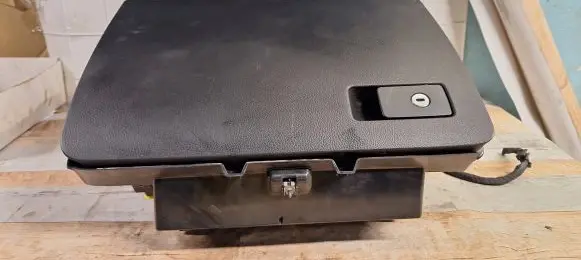 Glove box set