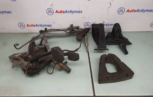 BMW X5 E53 Pedal assembly 7525268 25117525268 6762481