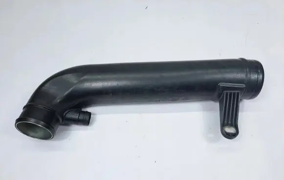 Audi Q3 8U Turbo air intake inlet pipe/hose 1K0129654AP