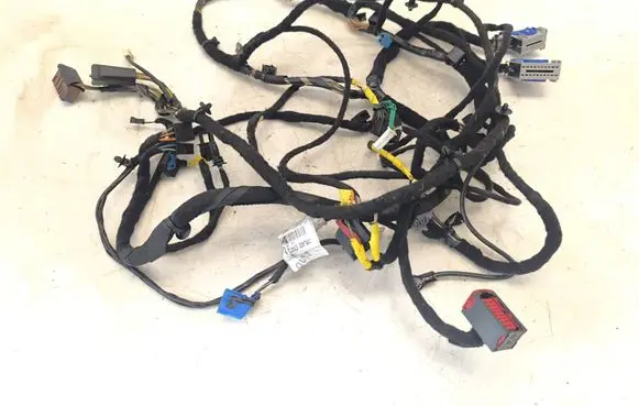 Alfa Romeo Mito Tailgate/trunk wiring harness 50515963