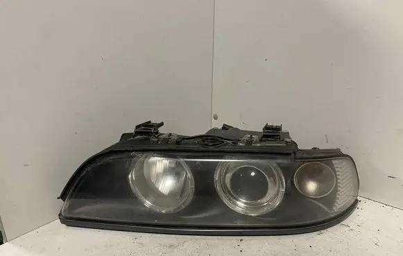 BMW 5 E39 Headlight/headlamp 15372900