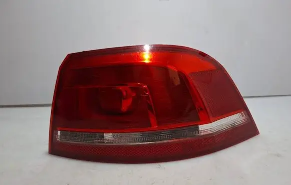 Volkswagen PASSAT B7 Rear/tail lights 3AF945096C E12990 605002