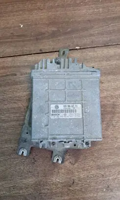 Volkswagen PASSAT B4 Engine control unit/module 028906021FC 28SA3357 02810001566