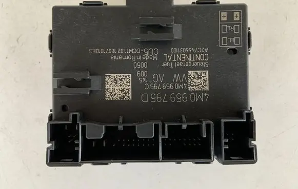 Audi A4 S4 B9 Door control unit/module 4M0959795D 4M0959795C
