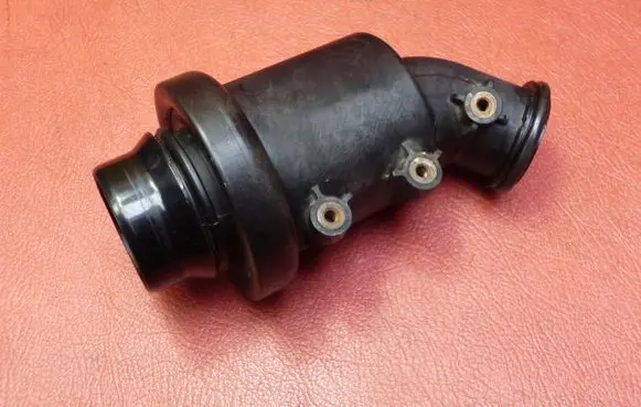Mercedes-Benz C W204 Intake resonator A6511400087