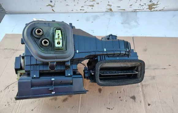 Interior heater climate box assembly