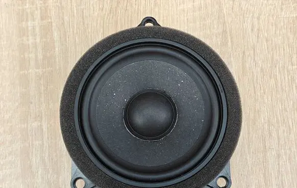 BMW 4 G22 G23 G24 G26 Front door speaker 2622546