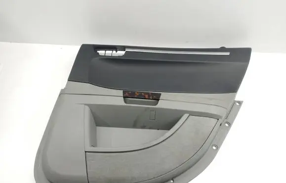 Chrysler 300 - 300C Rear door card panel trim 0UU041DBAH 2077800 584569