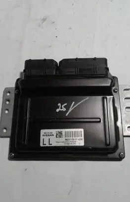 Nissan Primera Engine control unit/module MEC37030
