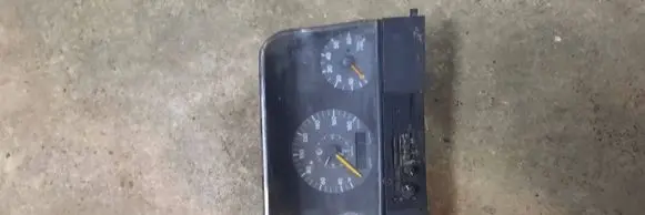Volkswagen II LT Speedometer (instrument cluster) 2D0919049 2071944 2Y081S
