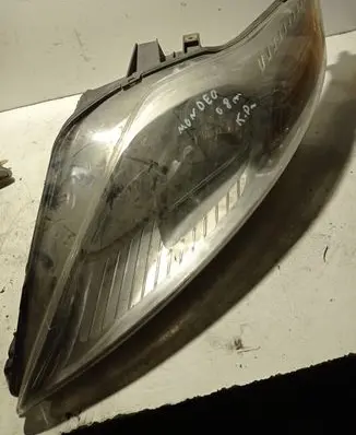 Ford Mondeo MK IV Headlight/headlamp