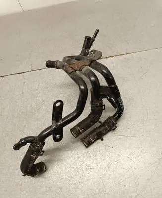 Engine coolant pipe/hose
