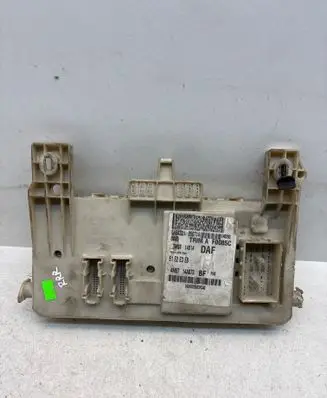 Ford Focus C-MAX Fuse module 3M5T14014 4M5T14A073
