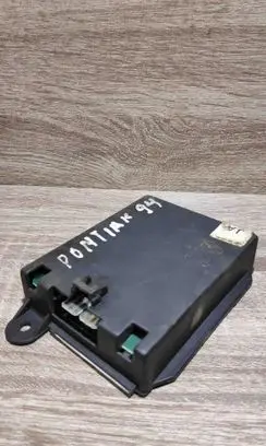 Pontiac Trans Sport Central body control module 25111888A 37JA
