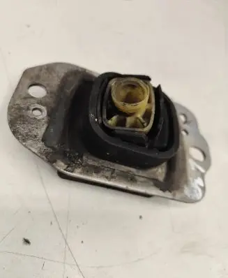 Renault Laguna III Gearbox mount