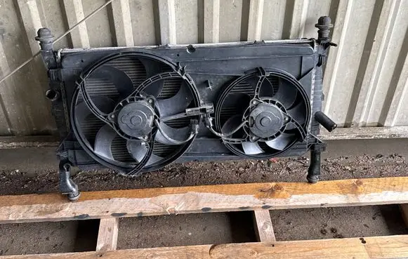 Ford Transit Coolant radiator 6C118005CD 6C118C342AD 6C1119710AC