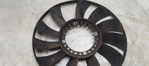Volkswagen PASSAT B5 Fan impeller 059121301B