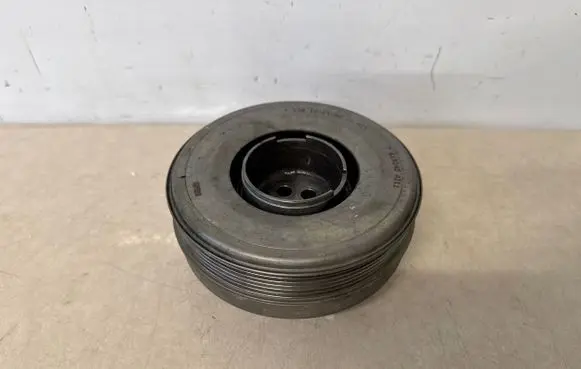 BMW 4 F32 F33 Crankshaft pulley 7619245