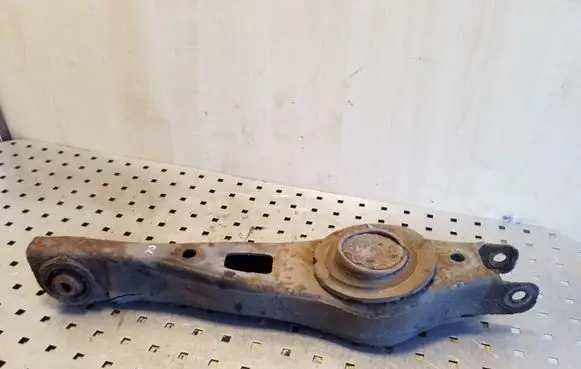 Hyundai Santa Fe Rear upper control arm/wishbone