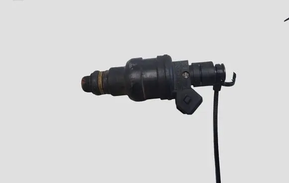 Audi A4 S4 B5 8D Fuel injector 0280150444 058133551A