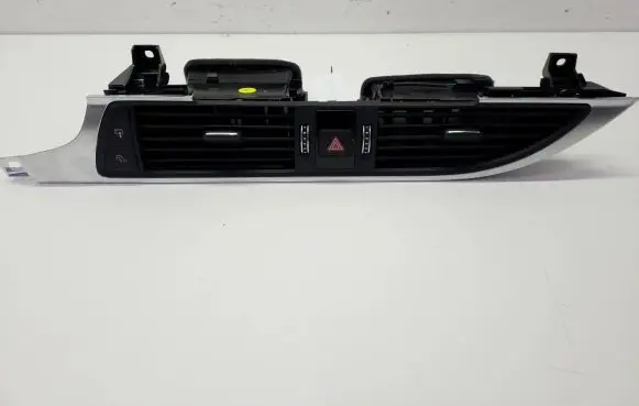 Audi A6 S6 C7 4G Dash center air vent grill 4G1820951