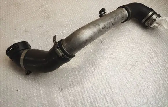 BMW 5 E60 E61 Intercooler hose/pipe 7793896 11617793896 779389602
