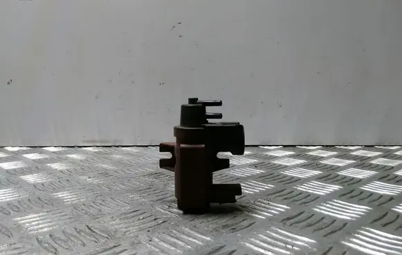 Volvo V50 Vacuum valve 6G9Q9E882CA