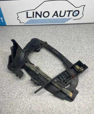 Front door exterior handle/bracket