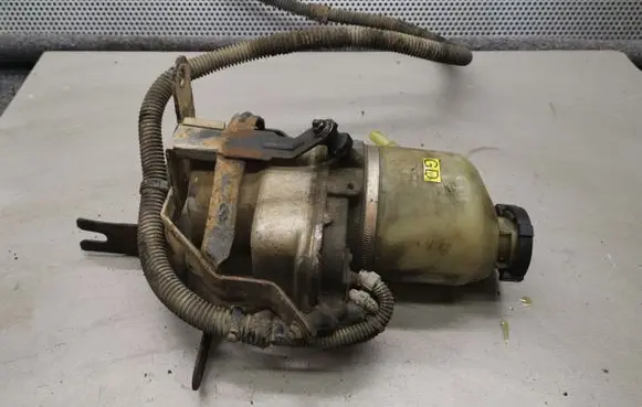 Opel Astra G Power steering pump