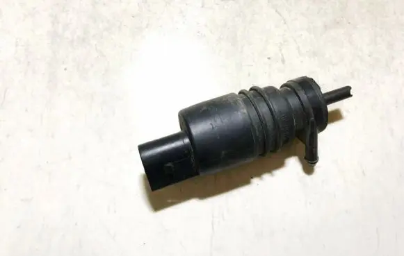 BMW 3 E46 Windscreen/windshield washer pump