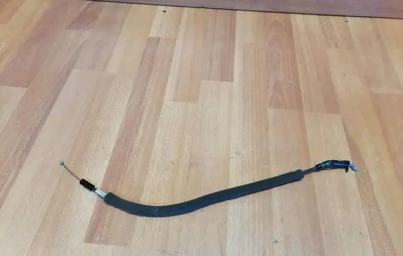 Renault Zoe Front door cable line